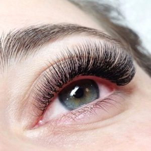 Close-up of volume eyelash extensions by Amy Lash & Brows in Punta Gorda, Florida — bold, fluffy, and beautifully full lashes.